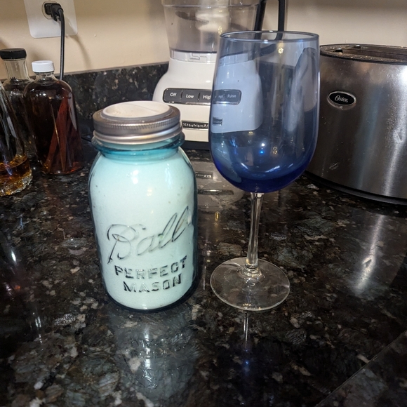 10 Pier 1 Wine Glasses - Picture 5 of 8